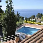 Villa Cherry