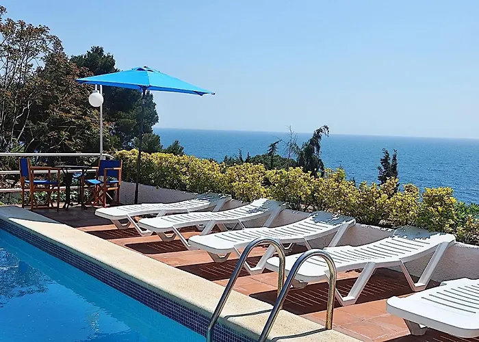 Villa Cherry